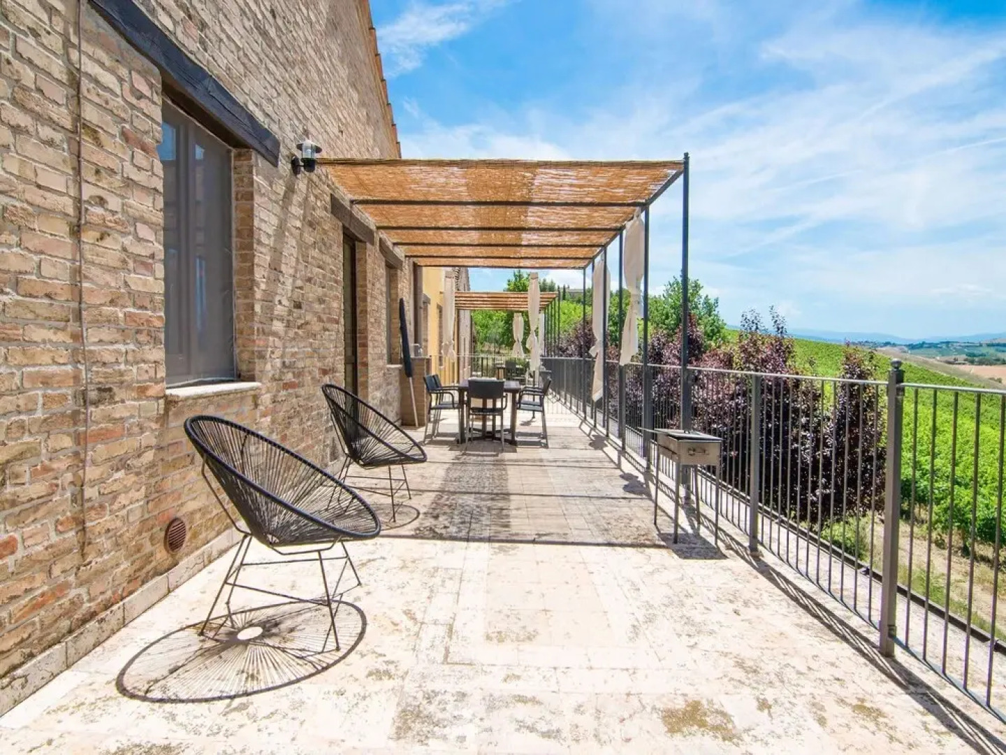 Scenic Apartment in Ascoli Piceno with Hot Tub