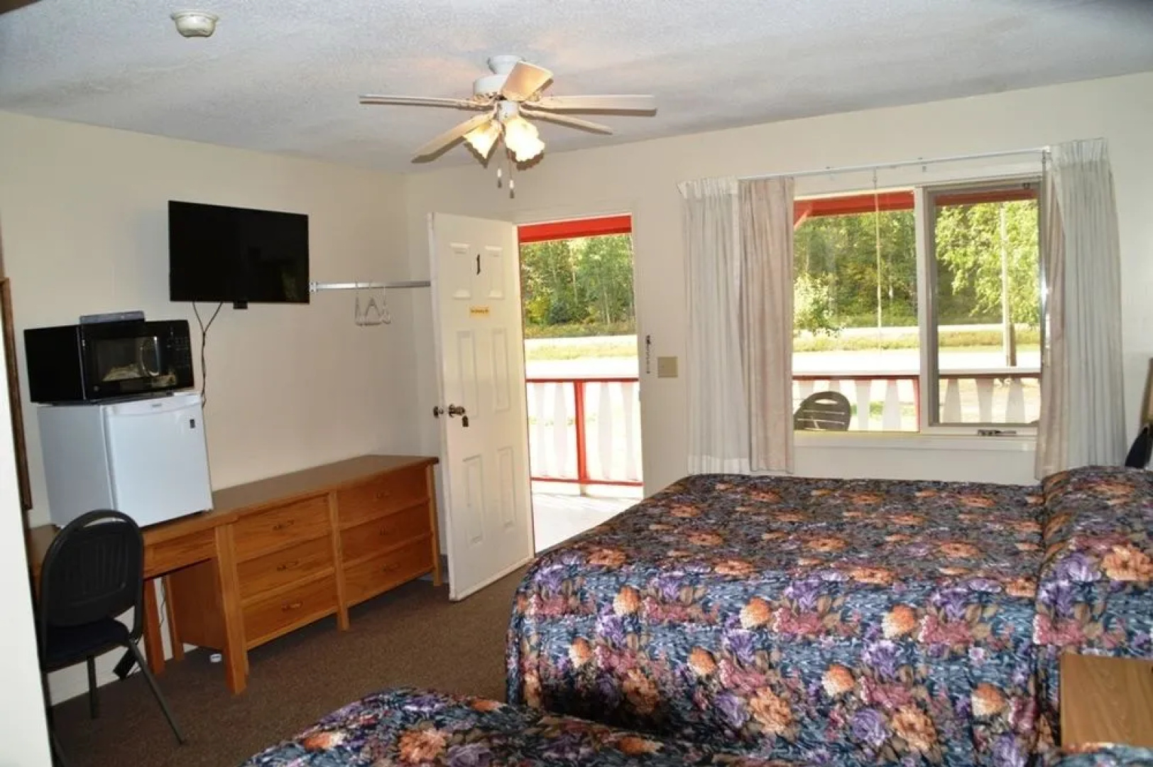 Rivermount Motel Campground and RV Park