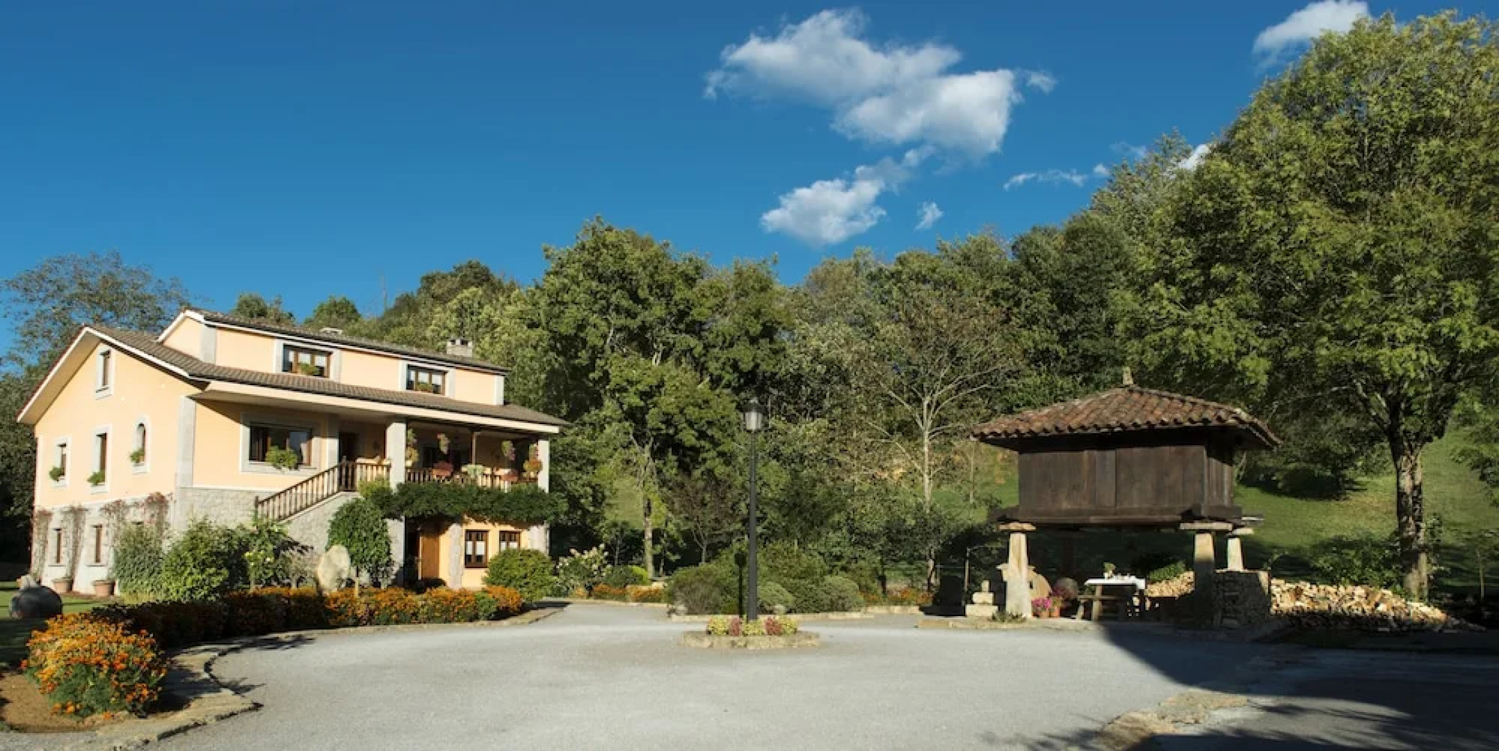 Casa Rural Santu Colás