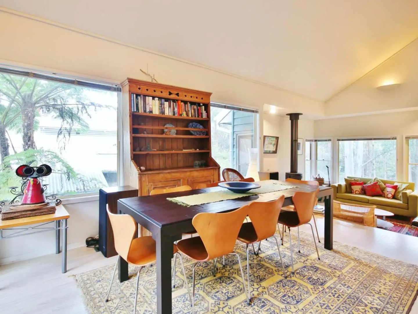 Sea Mist at Hyams Beach 4pm Check Out Sundays