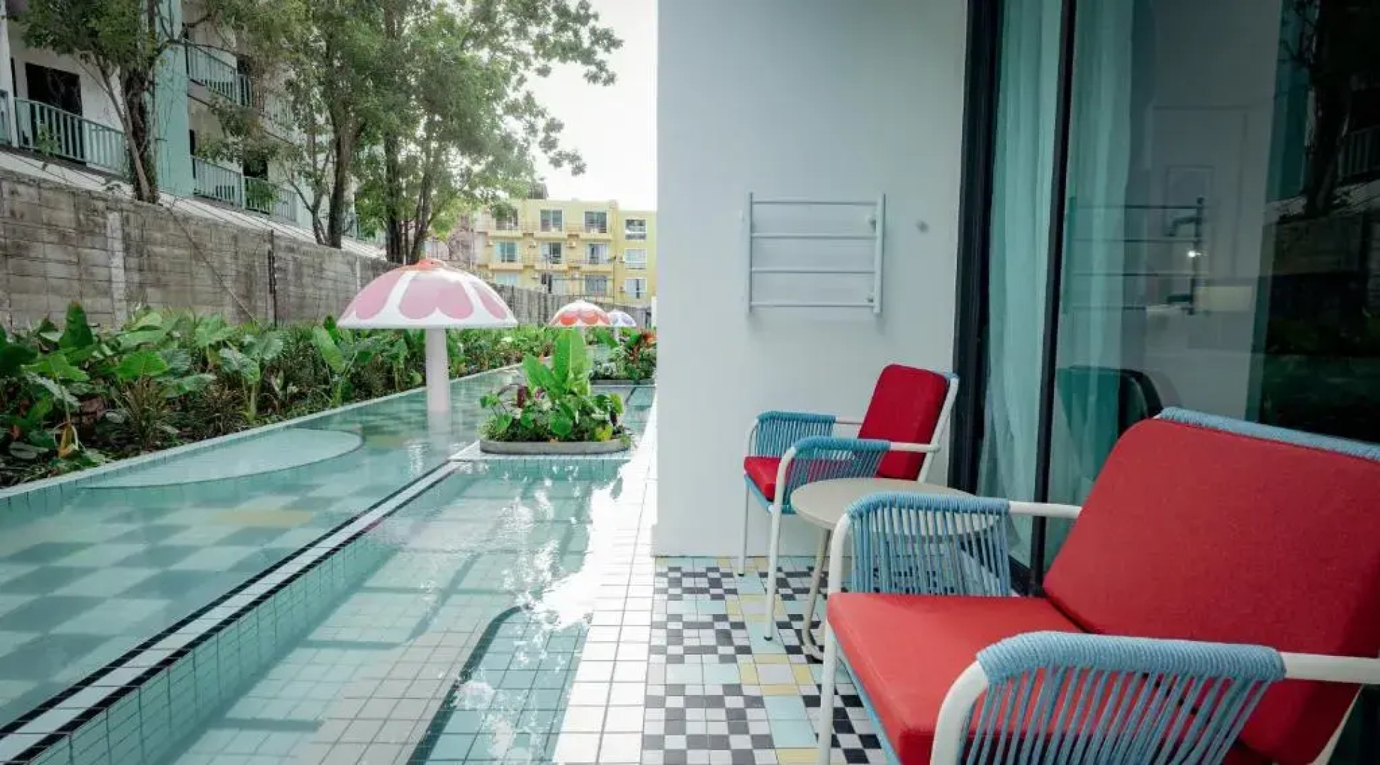 Sugar Marina POP, Kata Beach