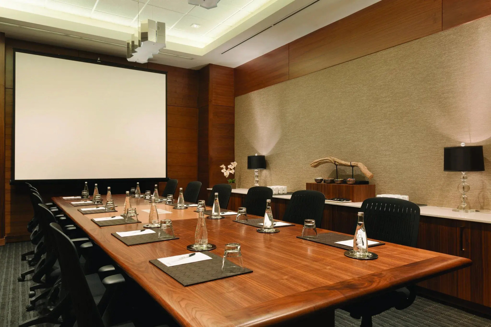 Radisson Hotel & Conference Centre Calgary Airport