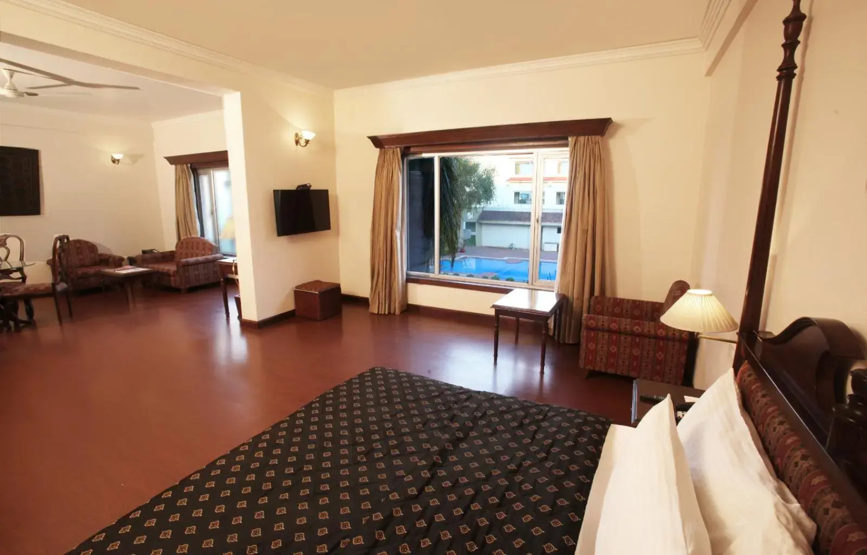 Hotel Express Residency - Jamnagar