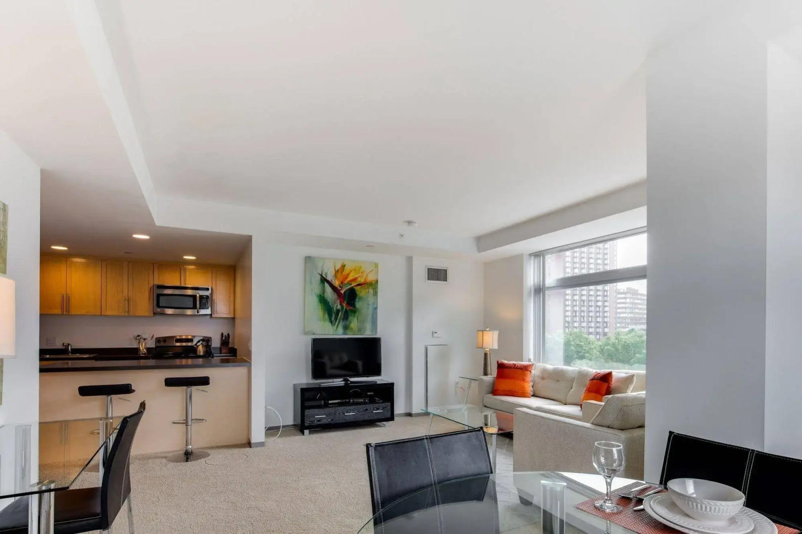 Global Luxury Suites at Kendall West