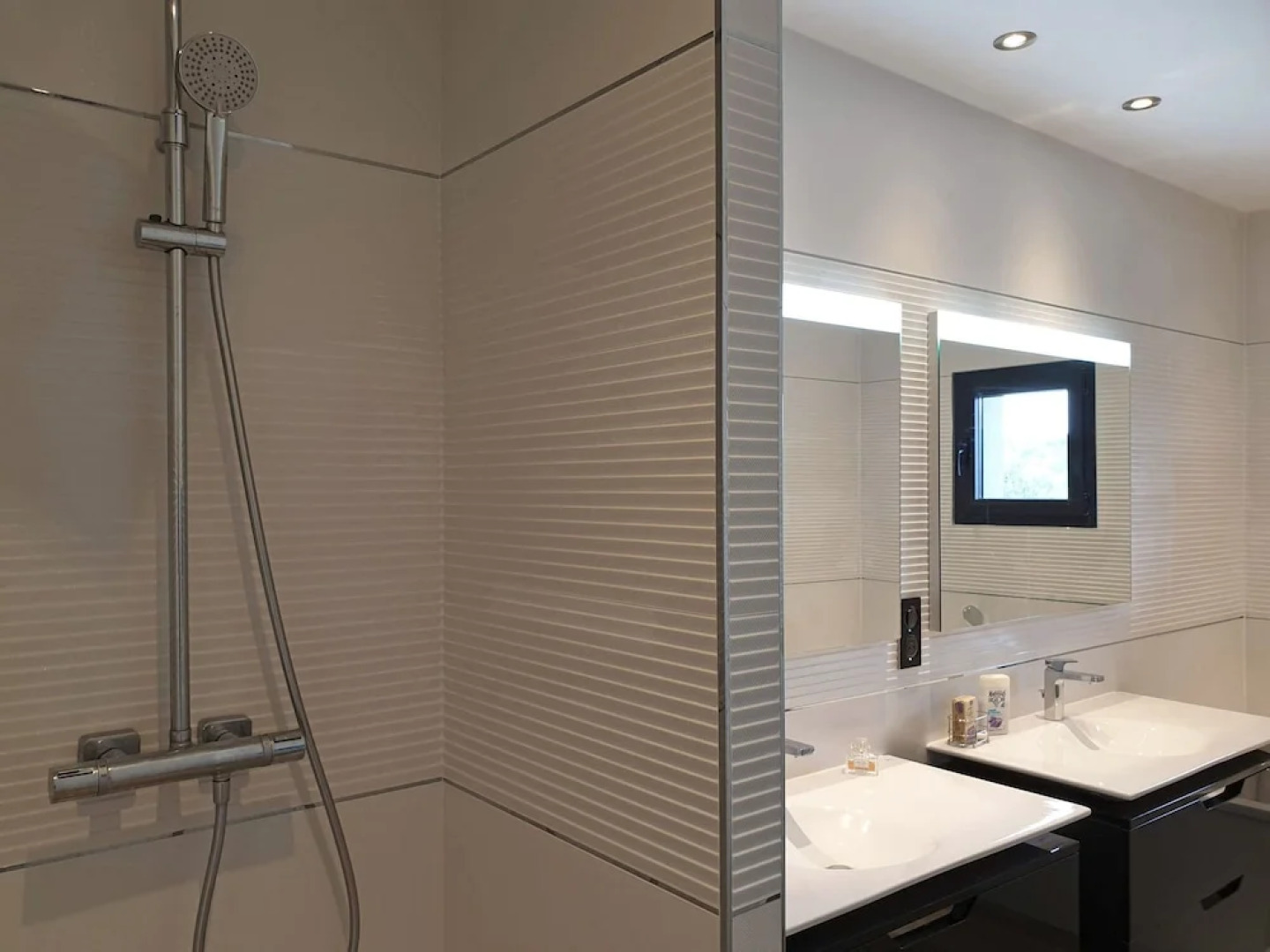 Villa on a High-end Residence in Nîmes With Heated Pool