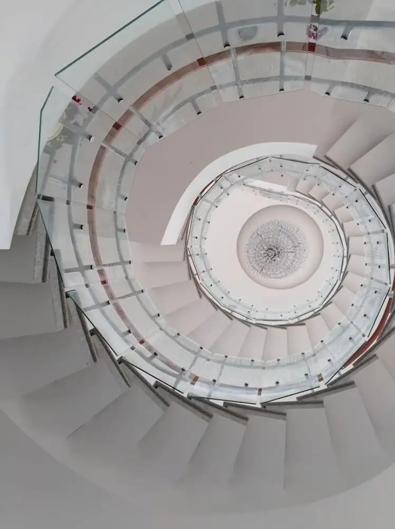 Whitehouse of the Lord of Scents