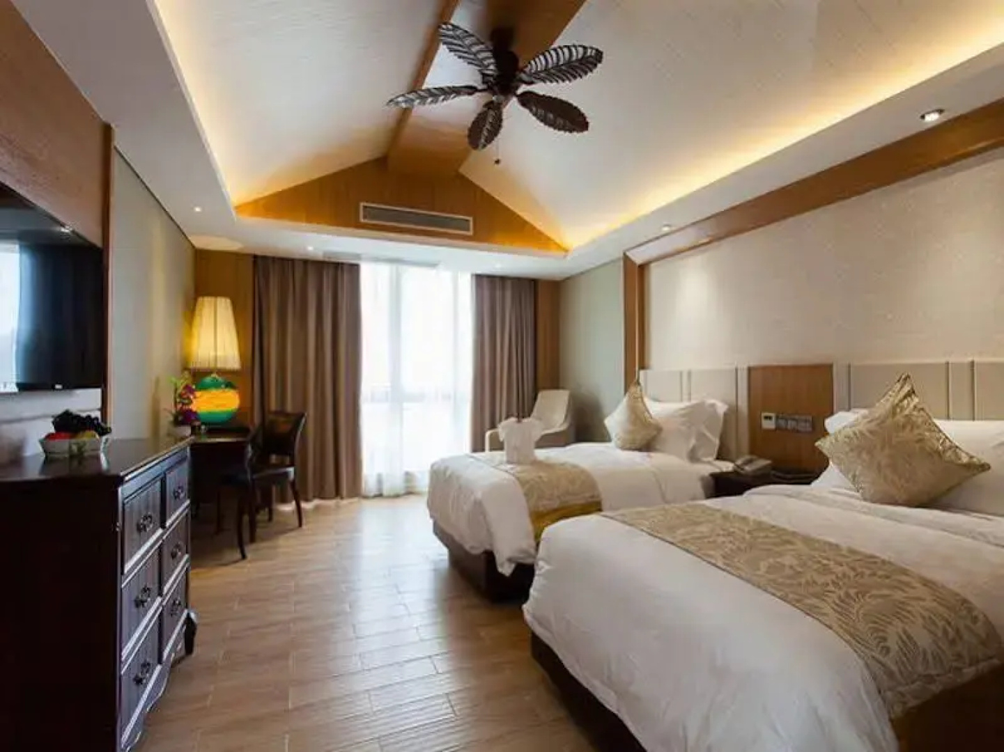 Huangma Hoilday Island Style Hotel
