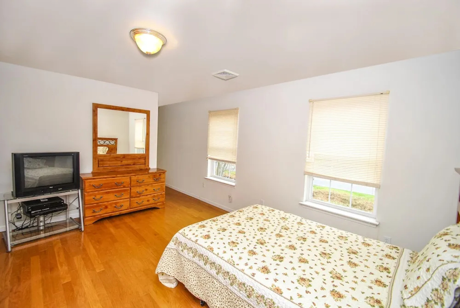 Royer House at Sullivan Trail