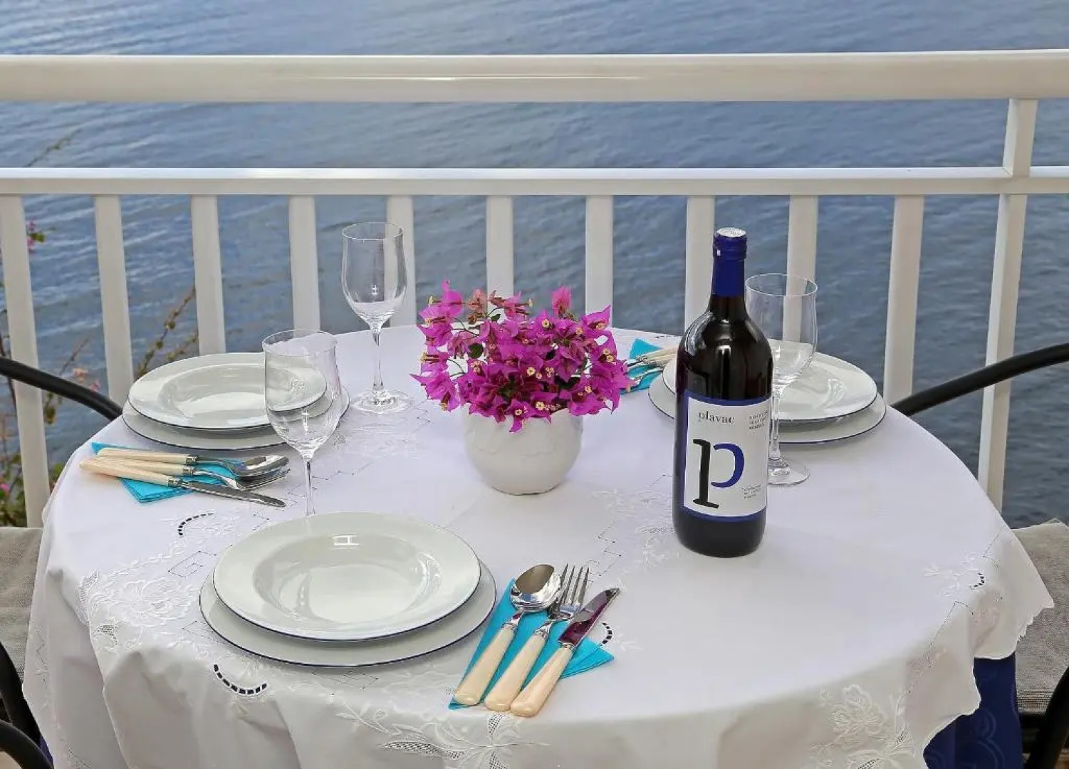 Apartments Bugenvila