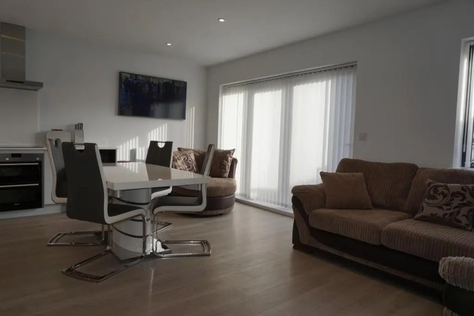 20 Woolacombe - Indoor Pool and 4 minute walk to Woolacombe Beach!