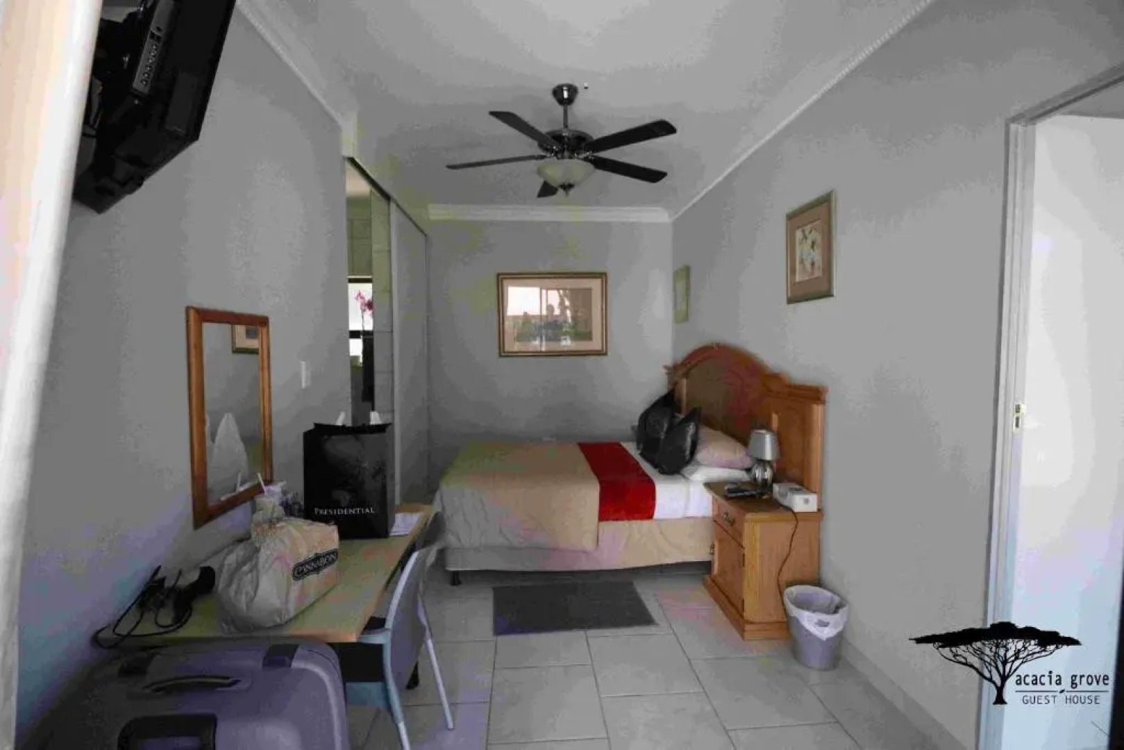 Acacia Grove Guest House