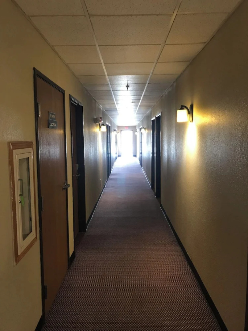 Chadron Inn & Suites