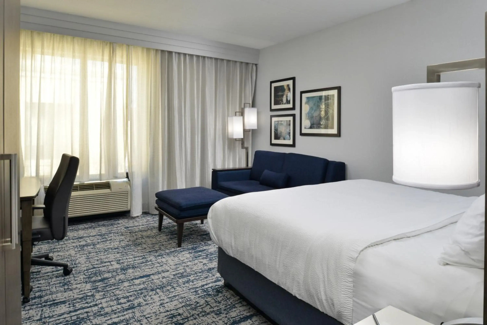 Courtyard by Marriott Wilmington Downtown/Historic District