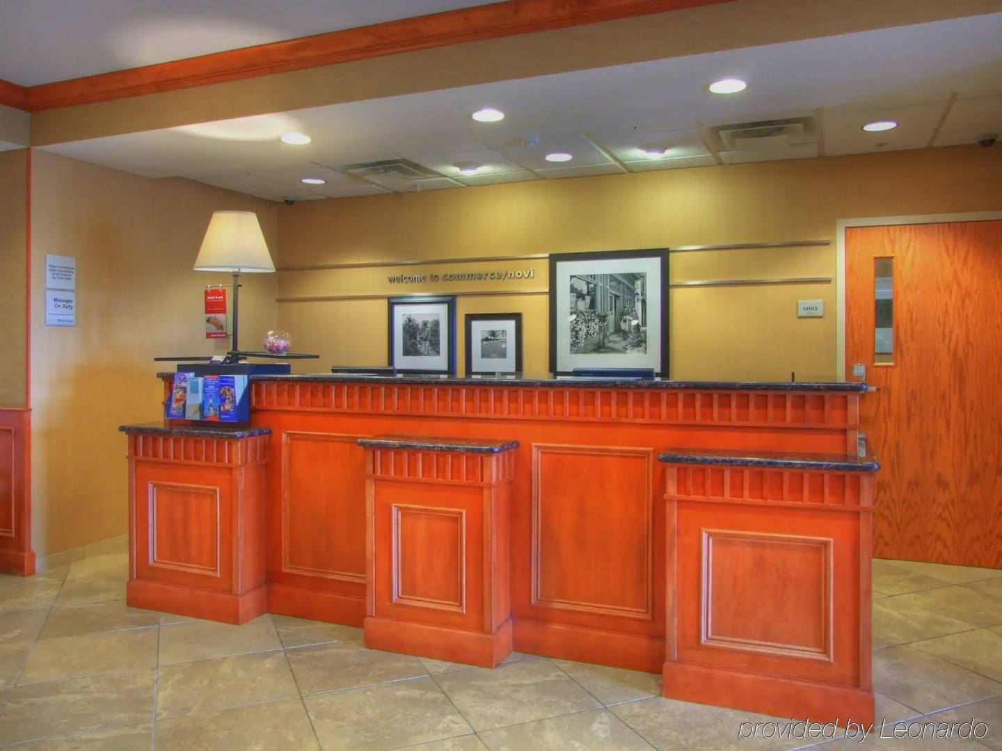 Hampton Inn Commerce Novi