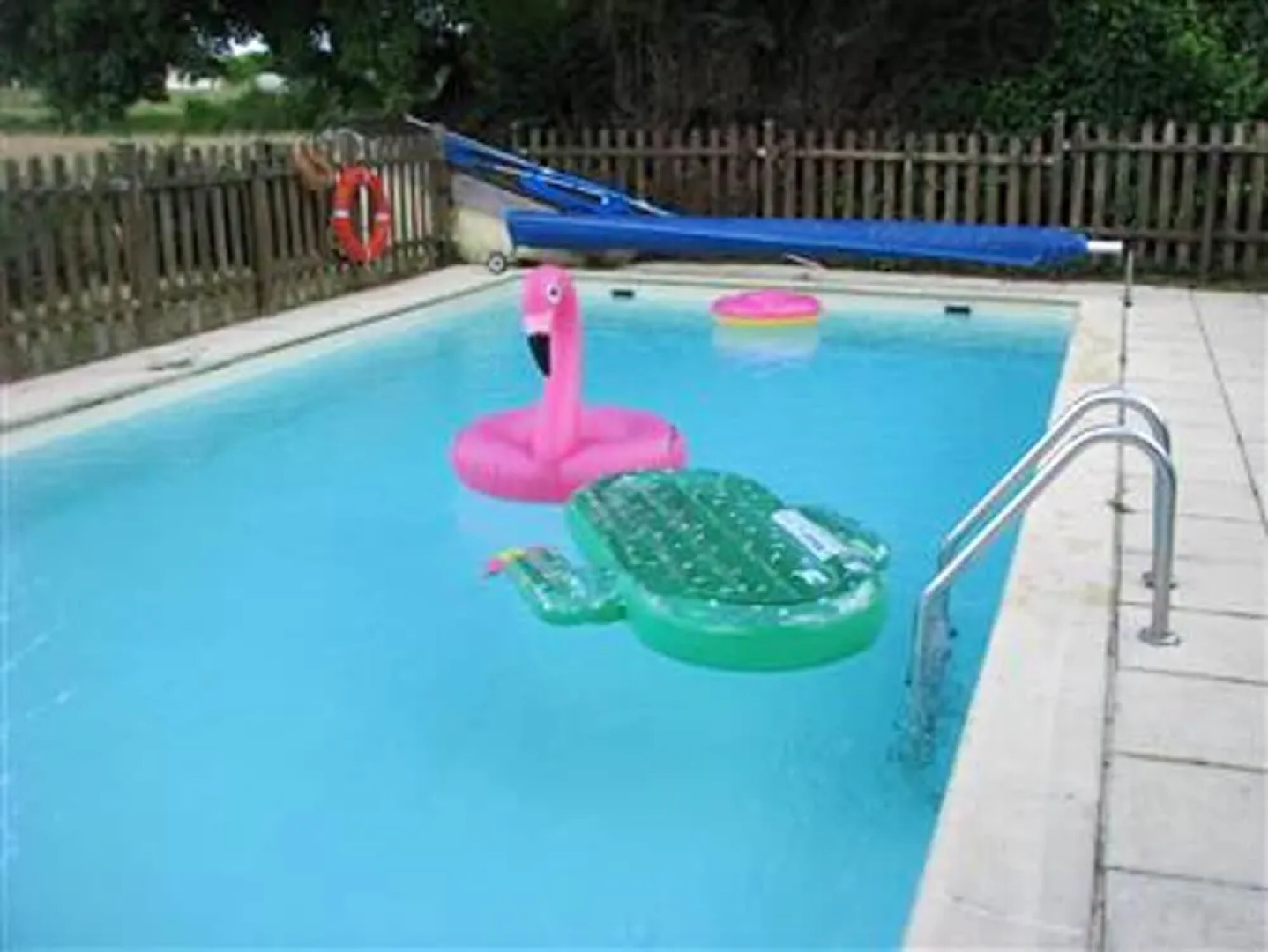 House With 2 Bedrooms in Issac, With Shared Pool and Furnished Garden