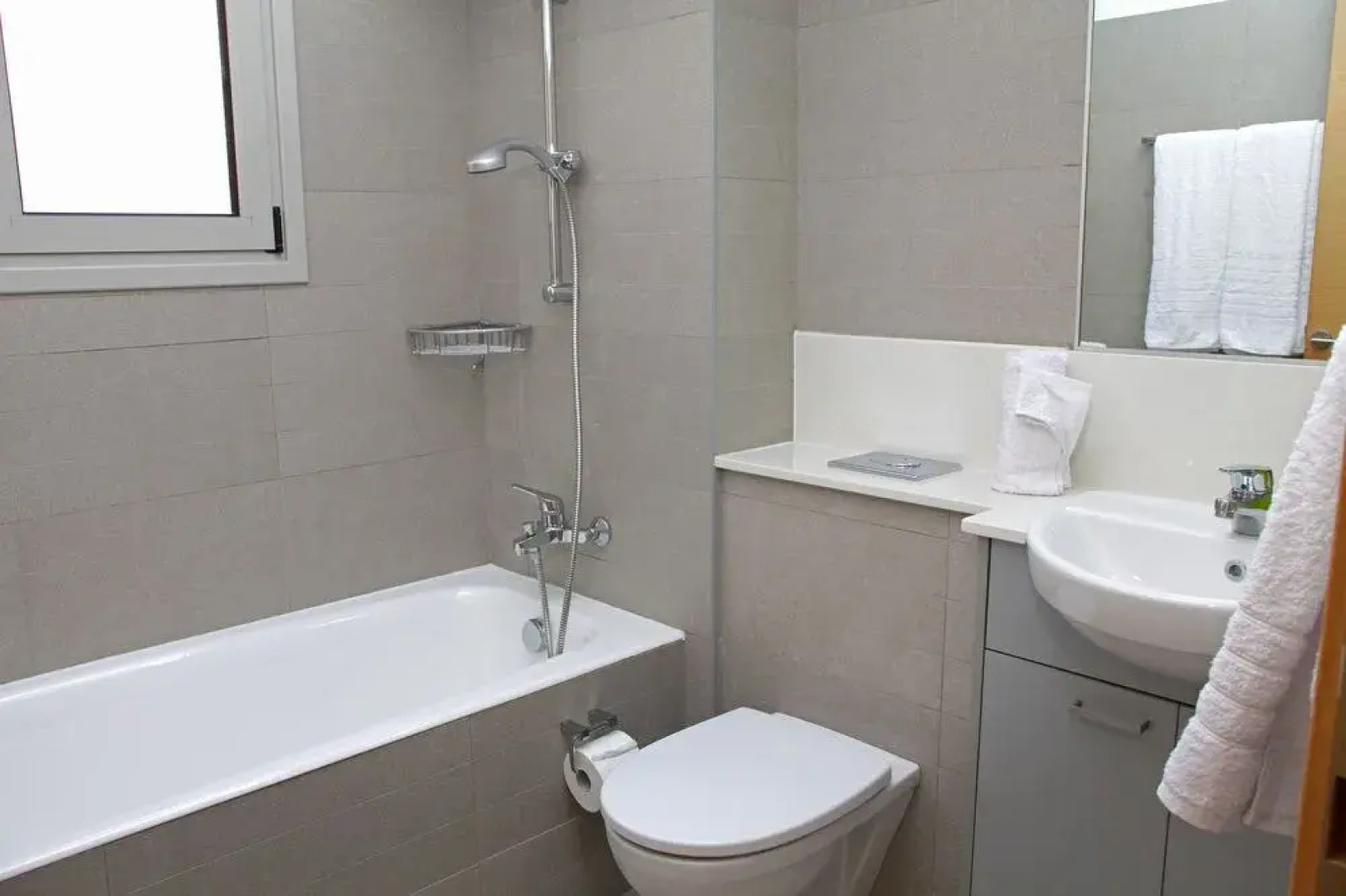 Likehome Amathusa Coastal Heights Holiday Accommodation