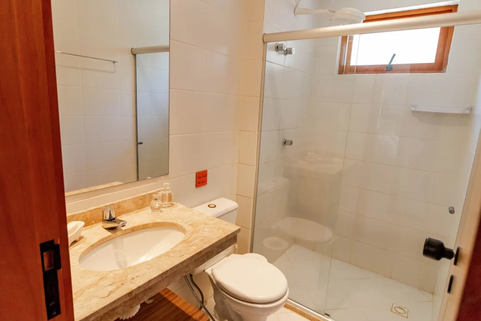 PF02 Apt. 3 Quartos em Praia do Forte