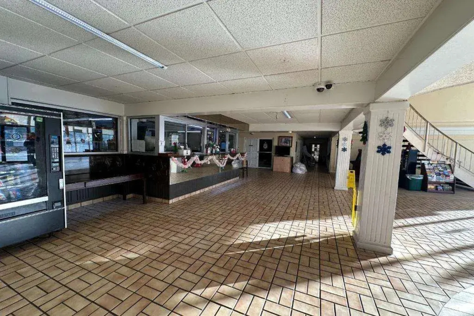 River Valley Inn & Suites