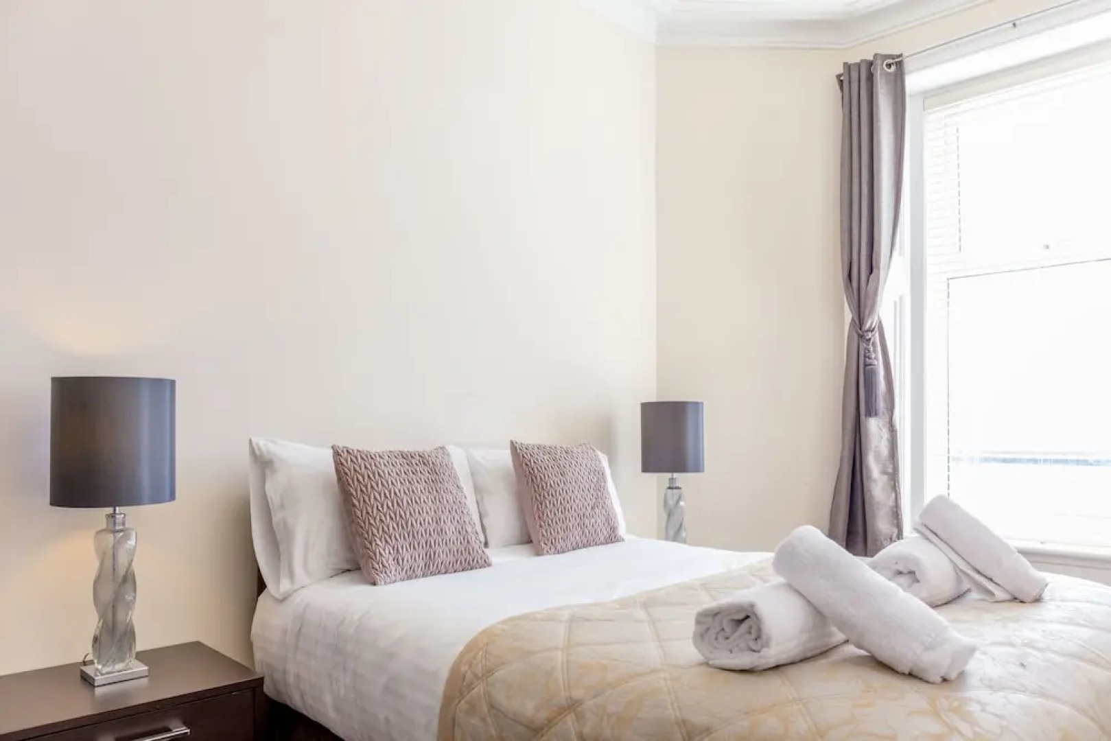 Eagleton Residence - Donnini Apartments