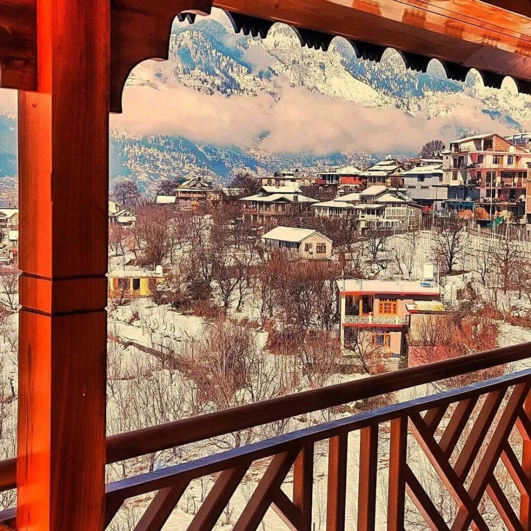 Cafe Saffron & Cottages