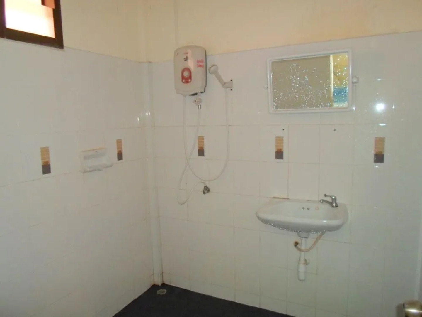 Bantatuk Resort & Restaurant