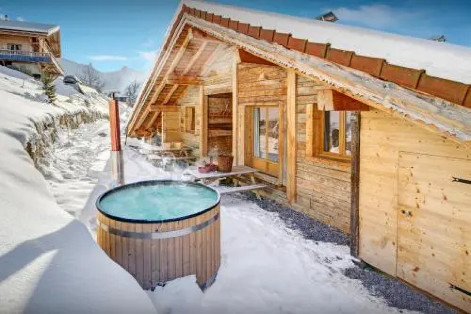 Chalet Tournette - OVO Network