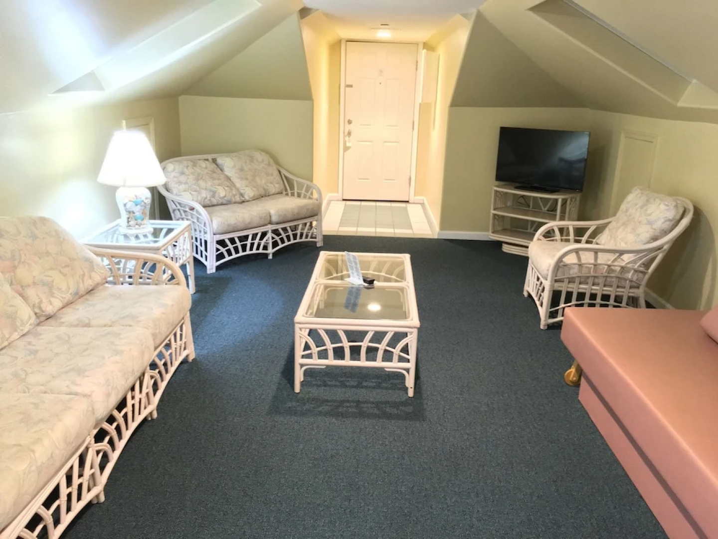 Riviera Resorts & Suites