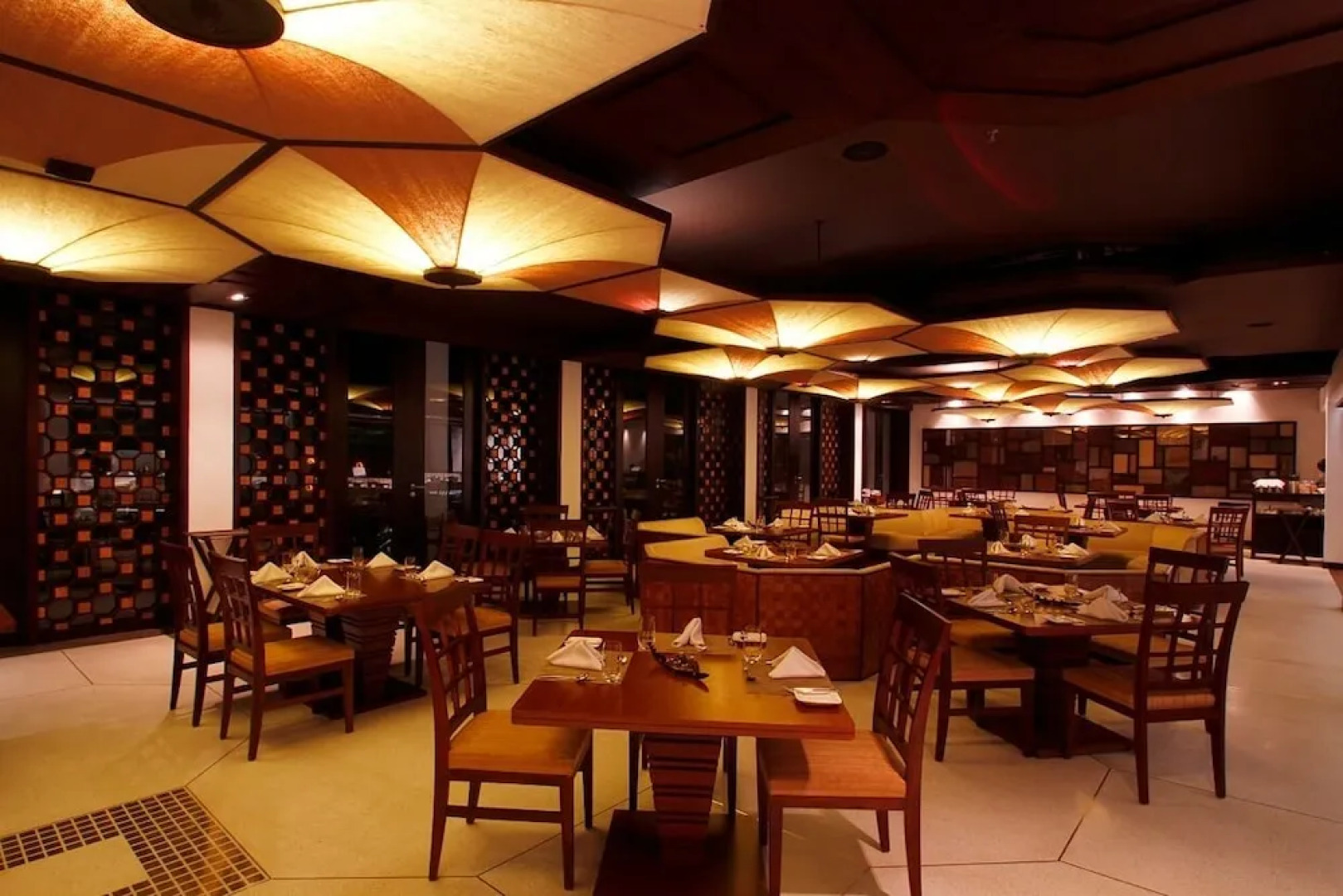 Plumeria Lake Resort & Spa