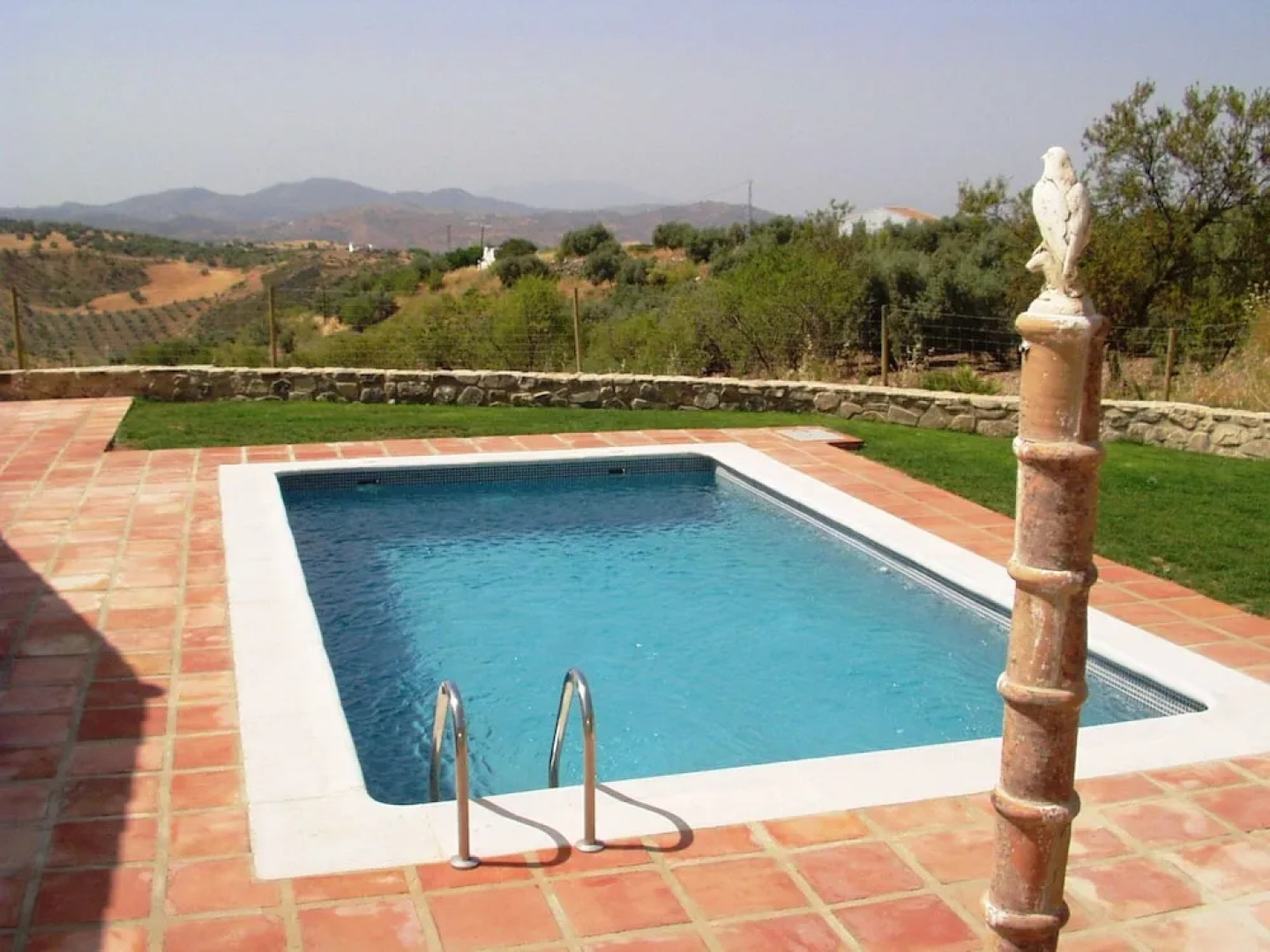 Pretty Cottage in Villanueva de la Concepcion with Pool