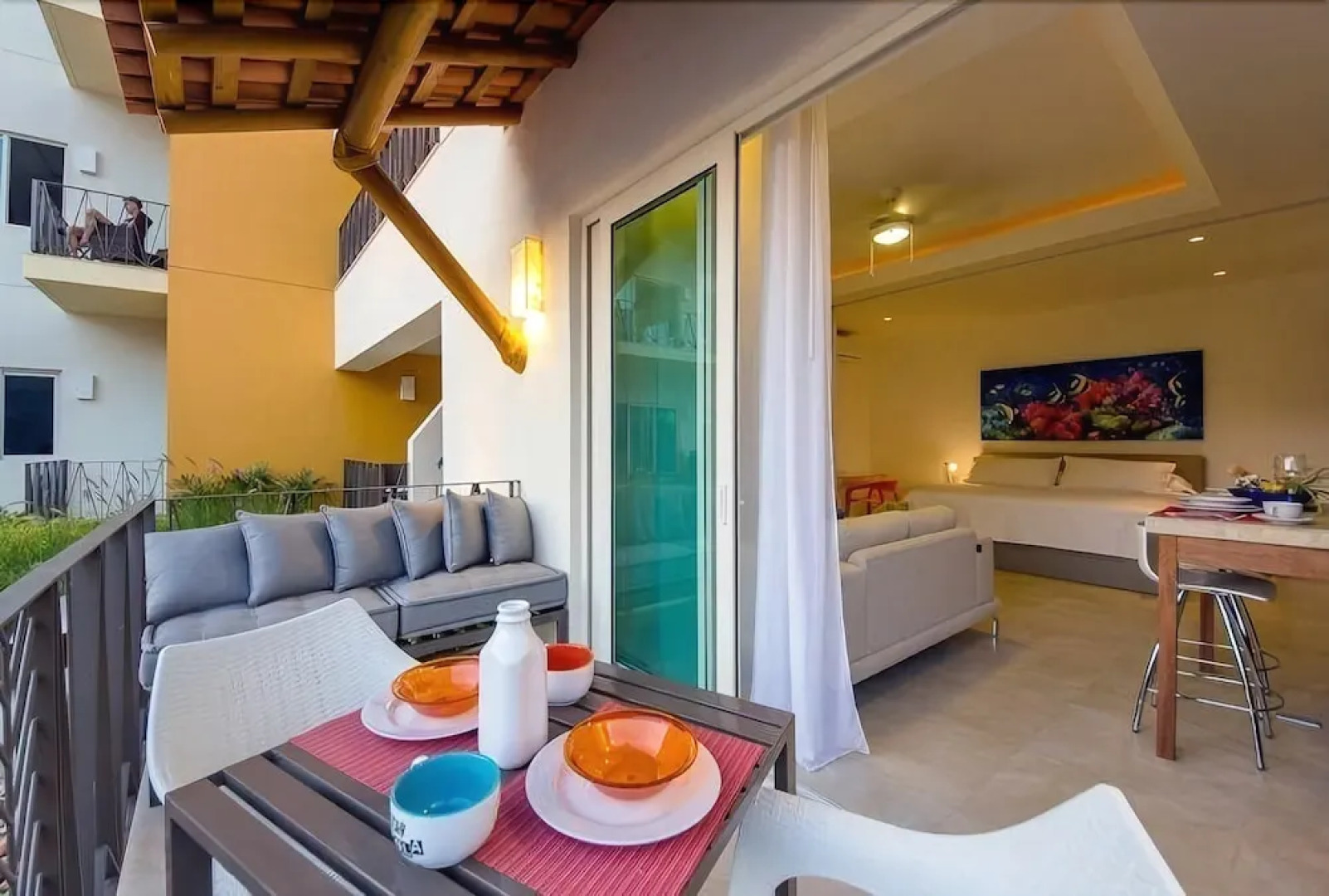 Romantic Zone V177 Studio