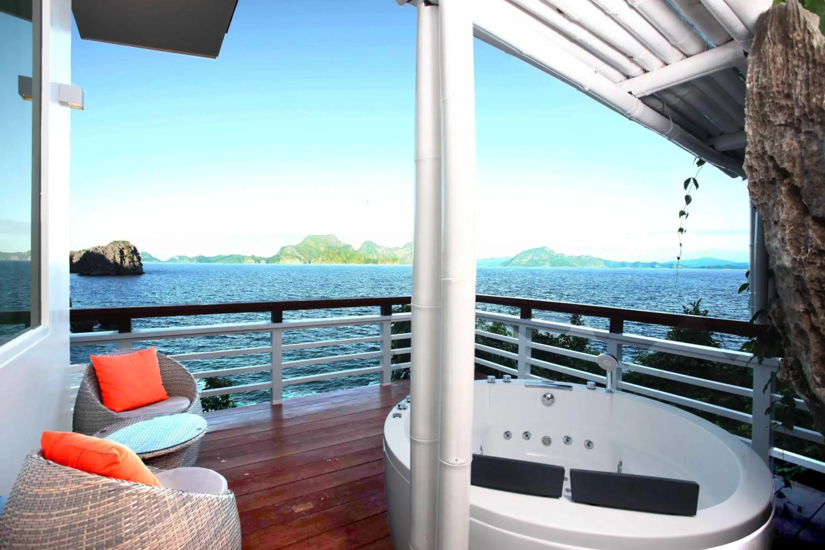 Matinloc Island Resort