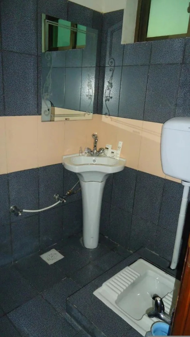 Midway Hotel & Resturant