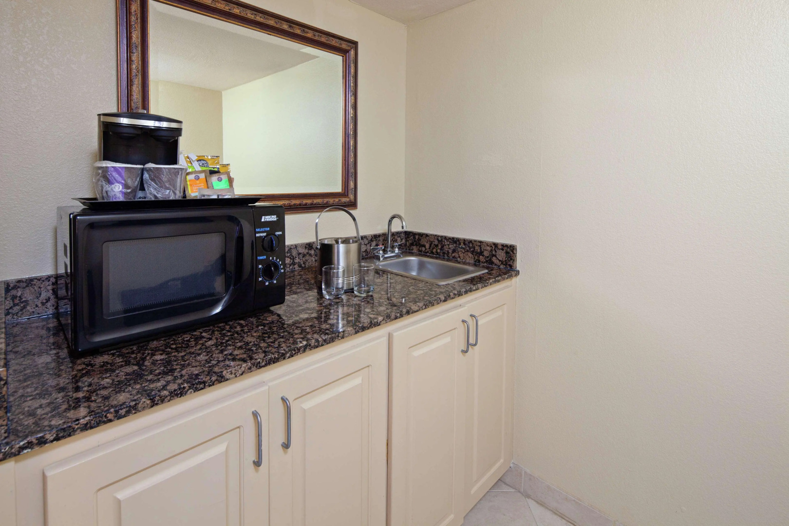 DoubleTree by Hilton Hotel New Orleans Airport