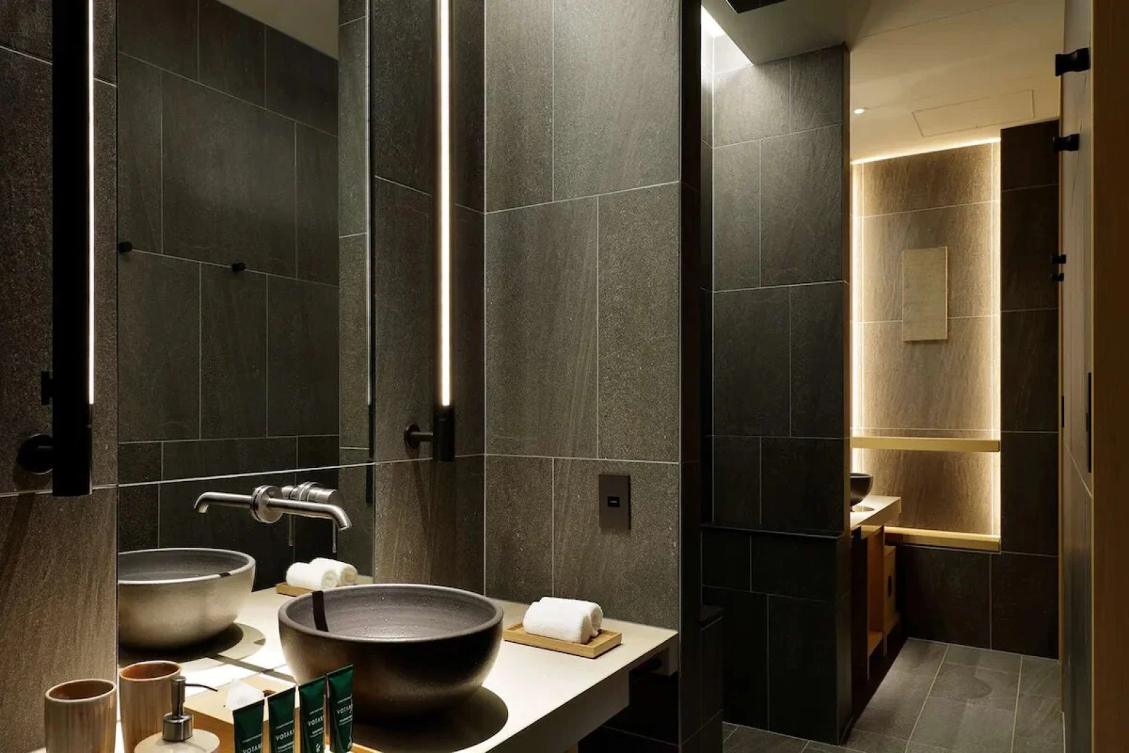 ROKU KYOTO, LXR Hotels & Resorts