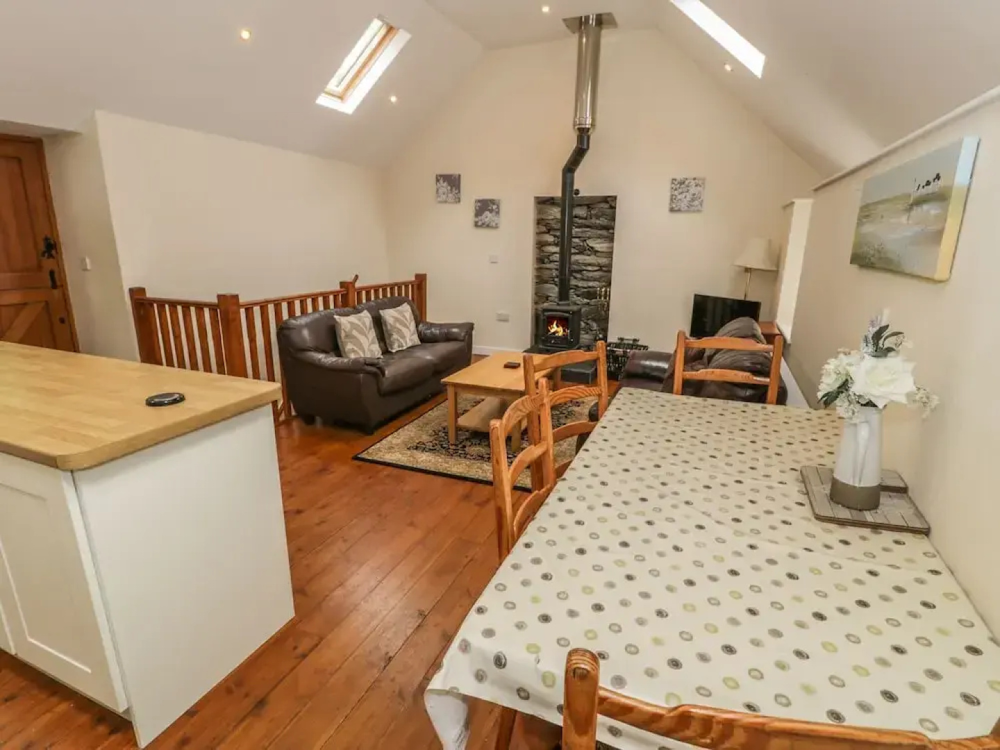 Hendoll Cottage 2