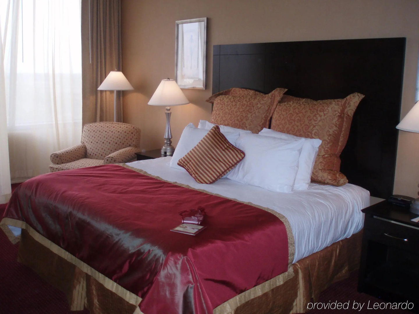 Crowne Plaza Hotel Northwest-Brookhollow
