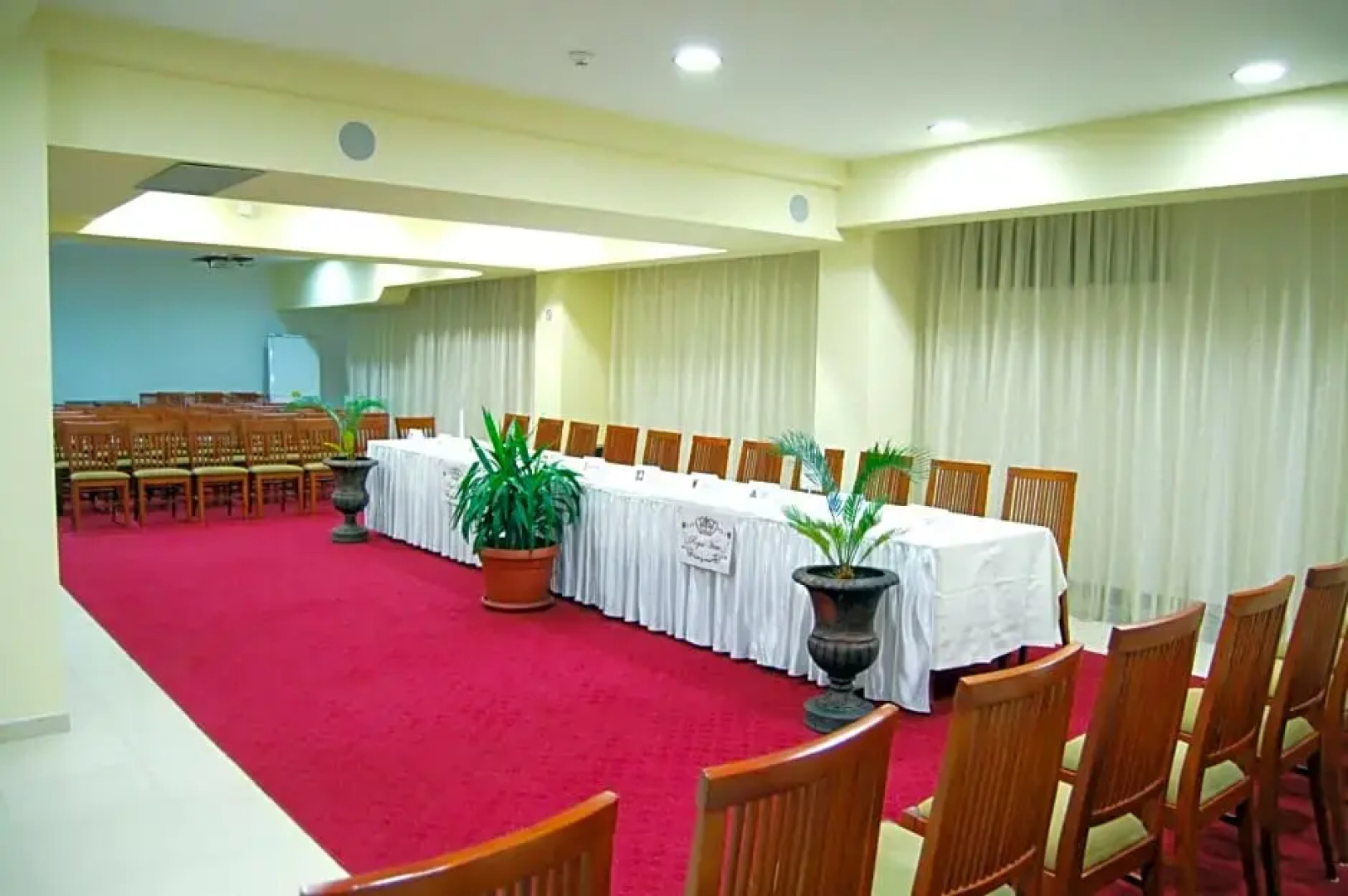 Royal View Hotel And Spa