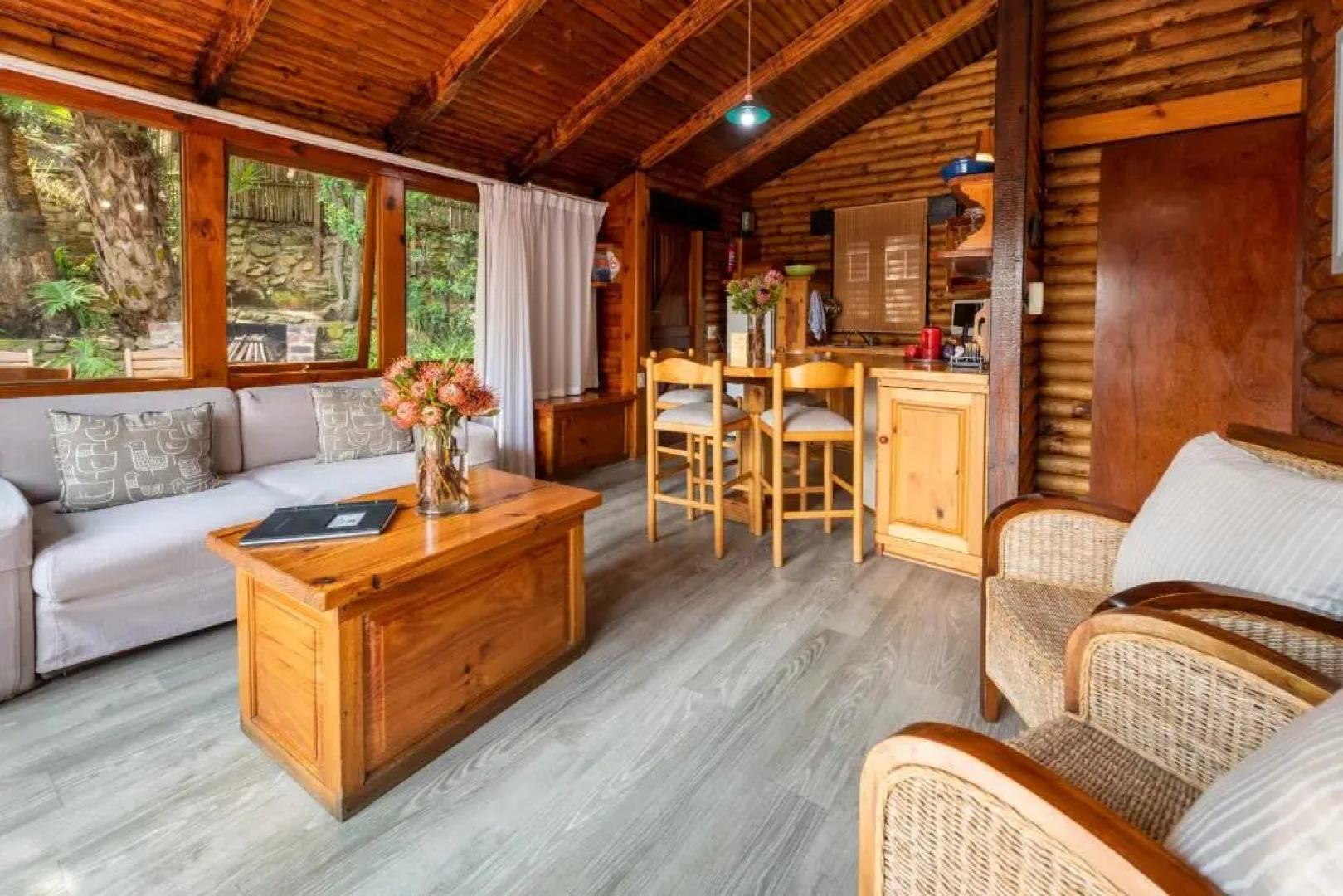 Under Milkwood Resort