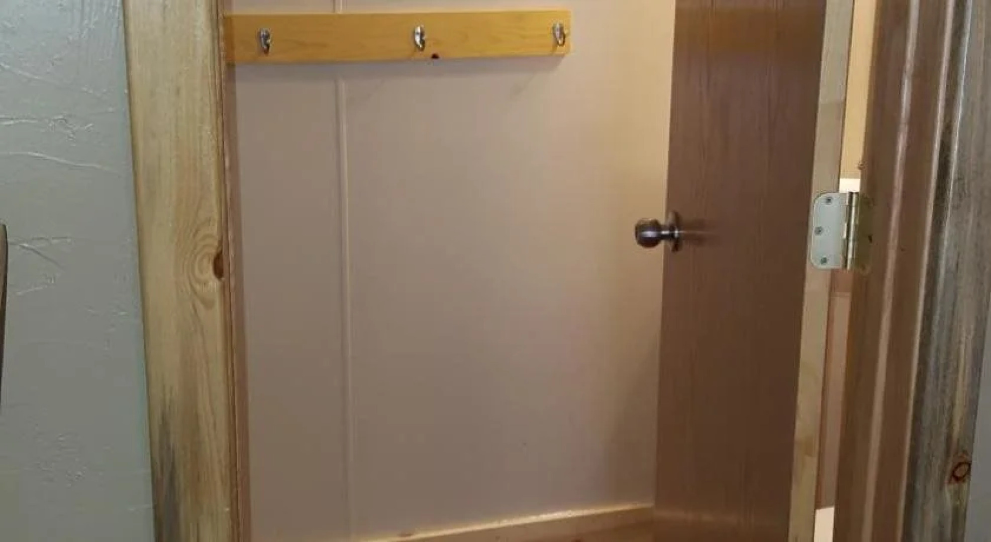 Trails End Cabins & Motel