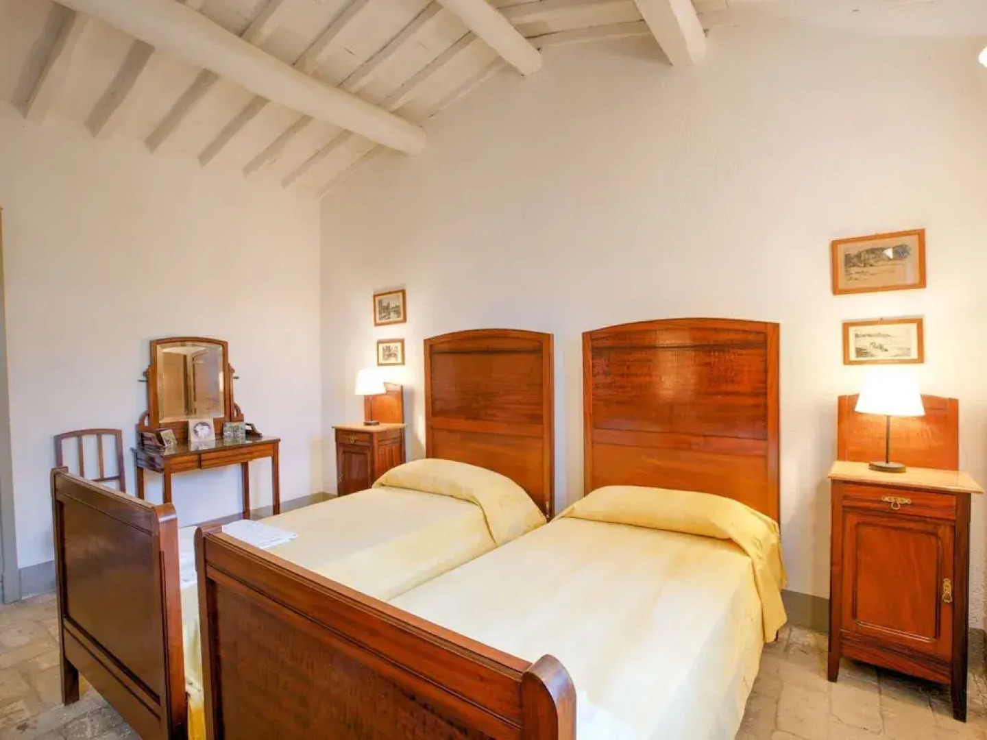 Villa in Sermugnano With Pool & Garden