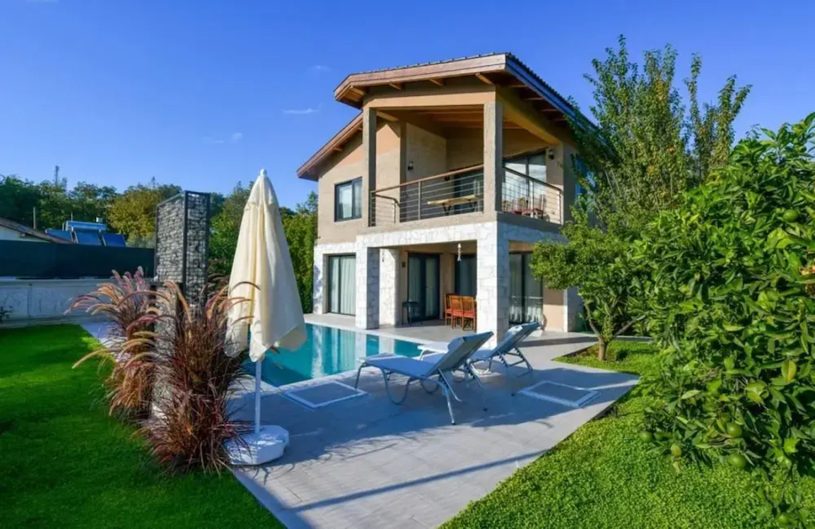 Gorgeous Villa With Private Pool and Jacuzzi in Fethiye