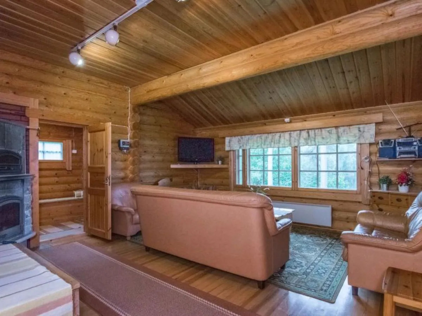 Uitonniemi. Rummukkala