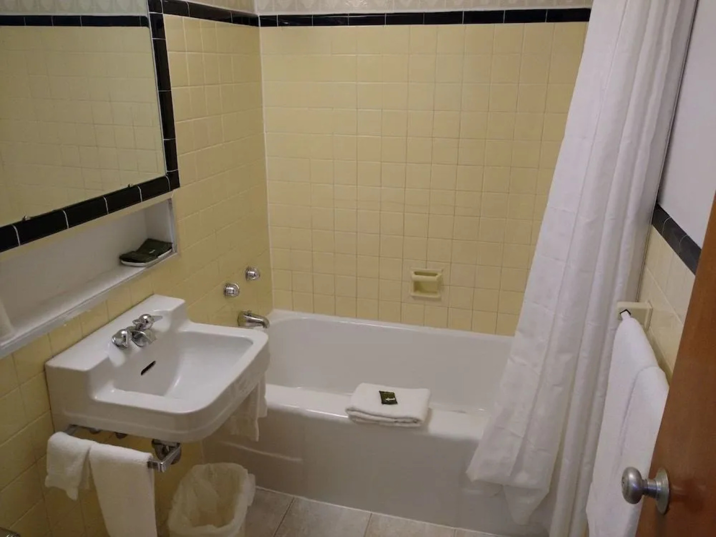 The Mariner Motor Hotel