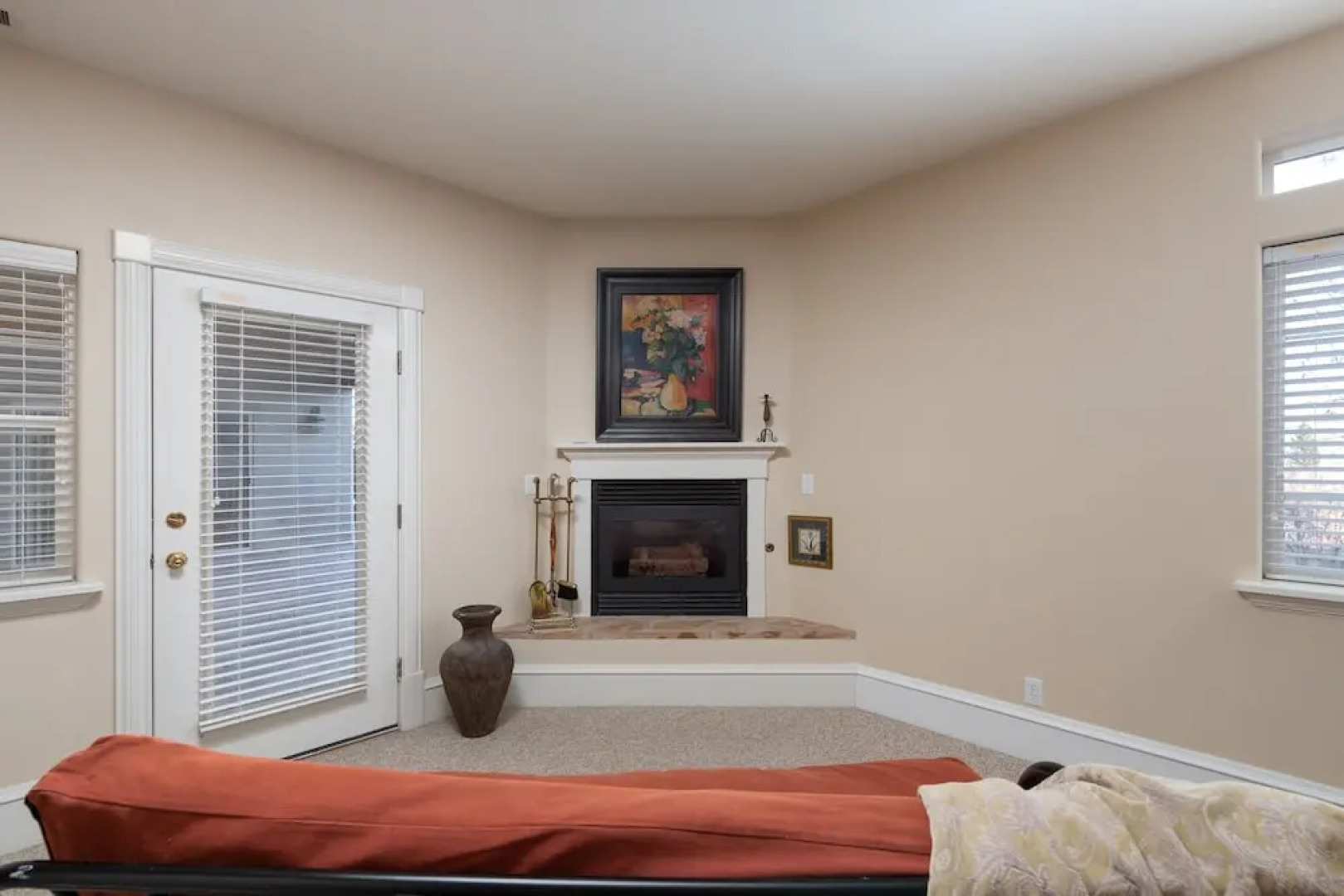 Family Getaway~hot Tub, Ice Castles & Tubing Hs 5 Bedroom Home by RedAwning