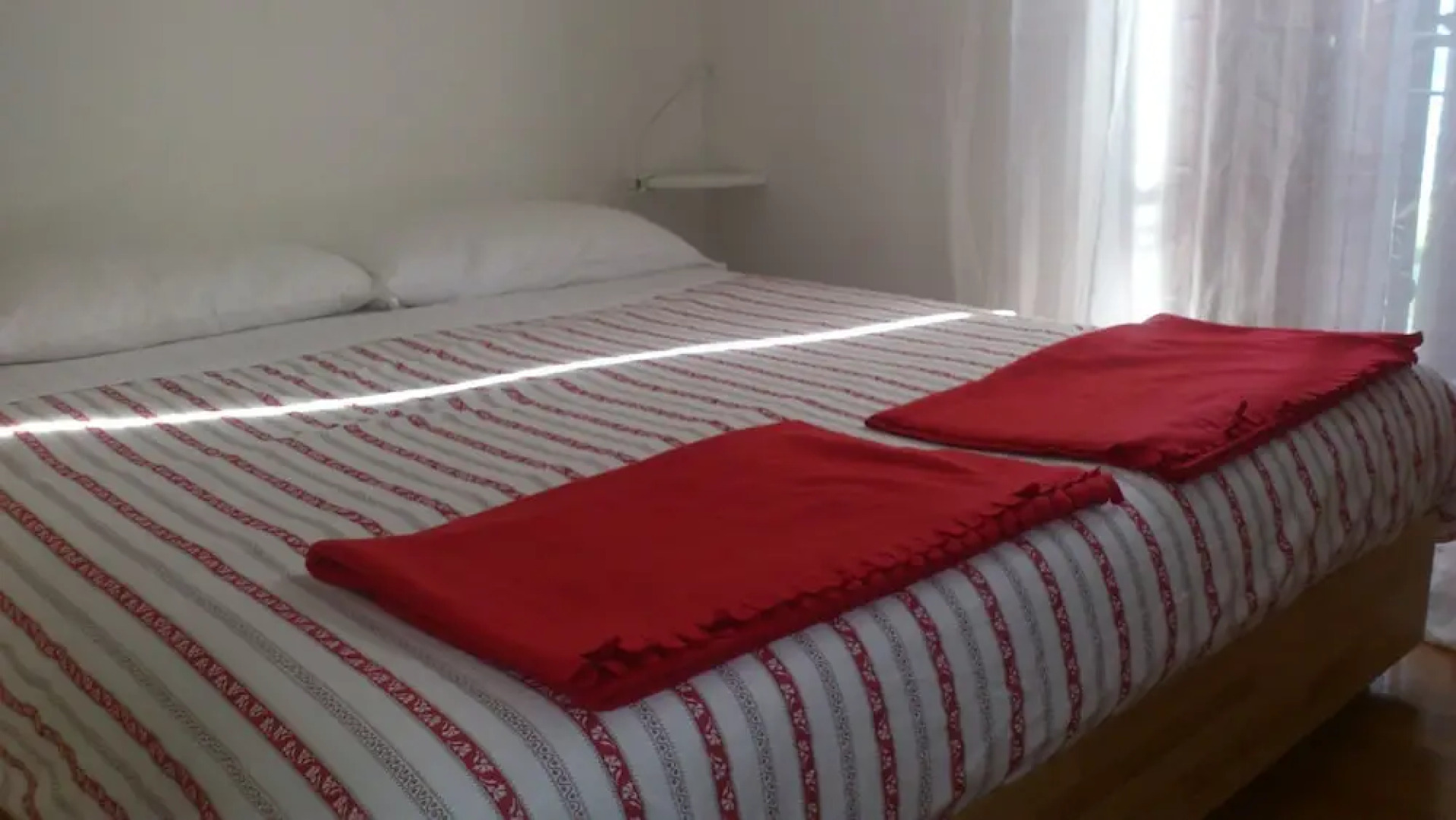 The Turr de Mezz Nesso-apartment With Lake View Room - Relaxing and Tranquil