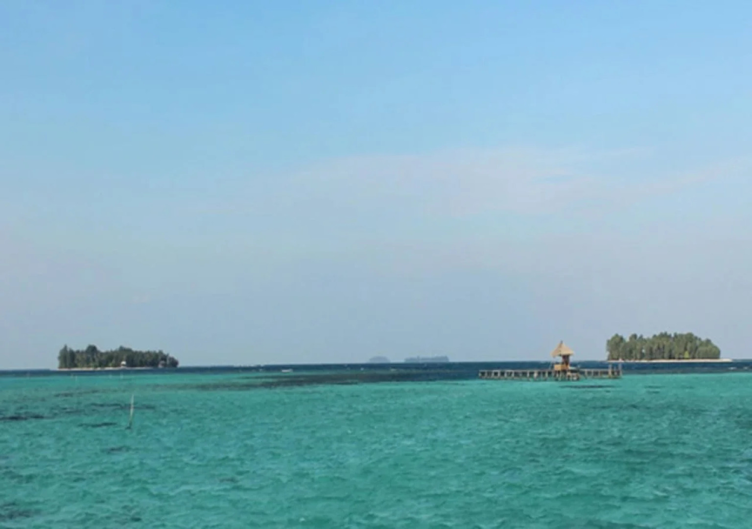 Arys Lagoon Bungalow & Hotel