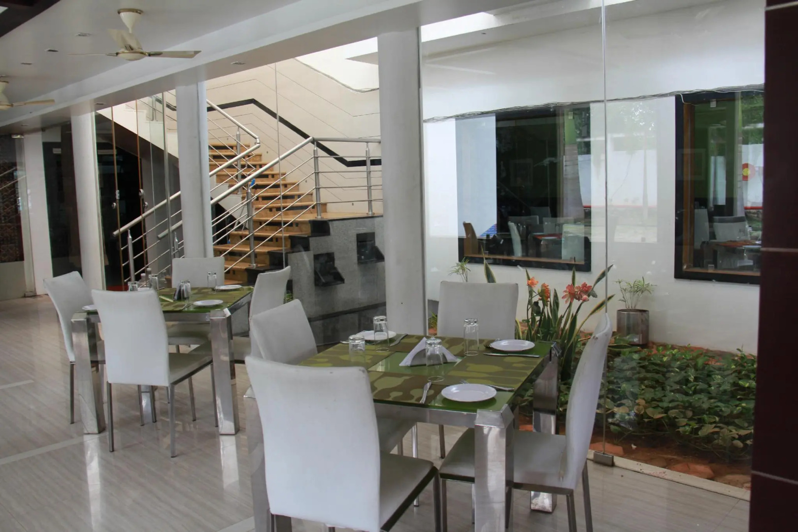 Green Royale By Sparsa