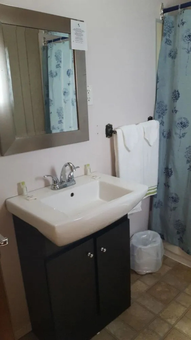 Glenwood Motel and Cottages