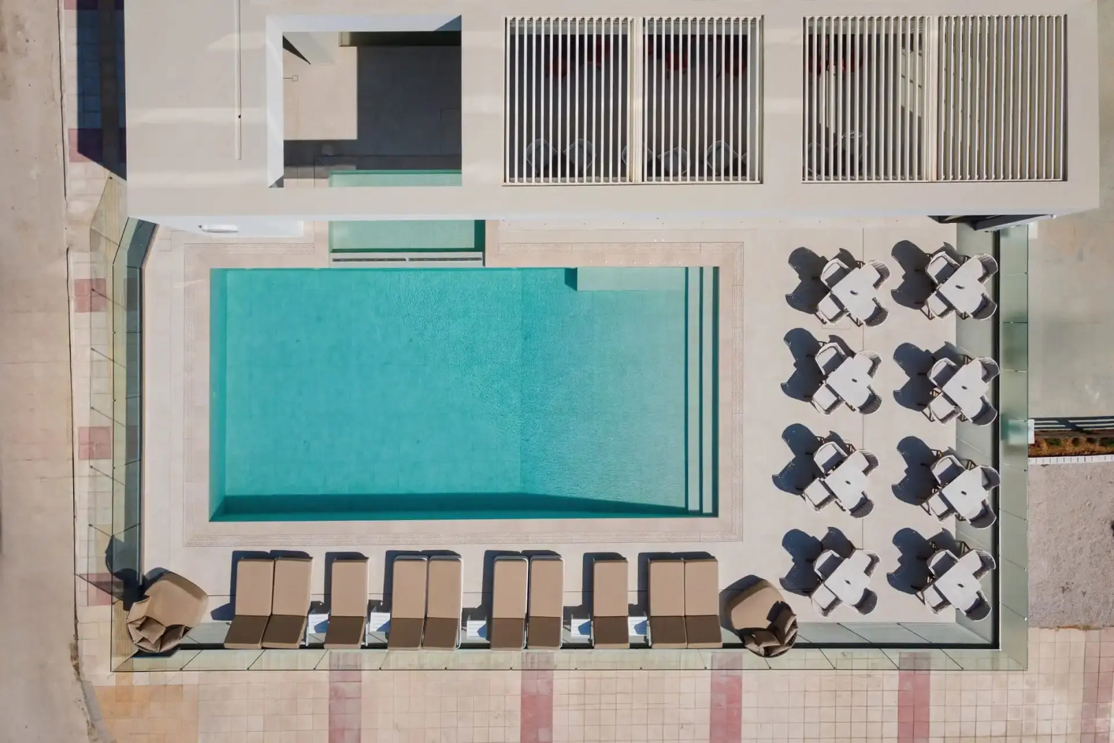 Avant Blue Boutique Hotel