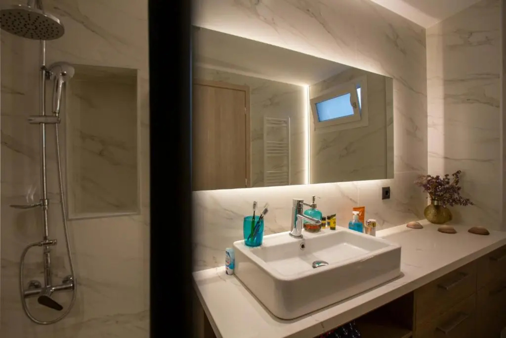 Kyma Seafront Suite by Estia